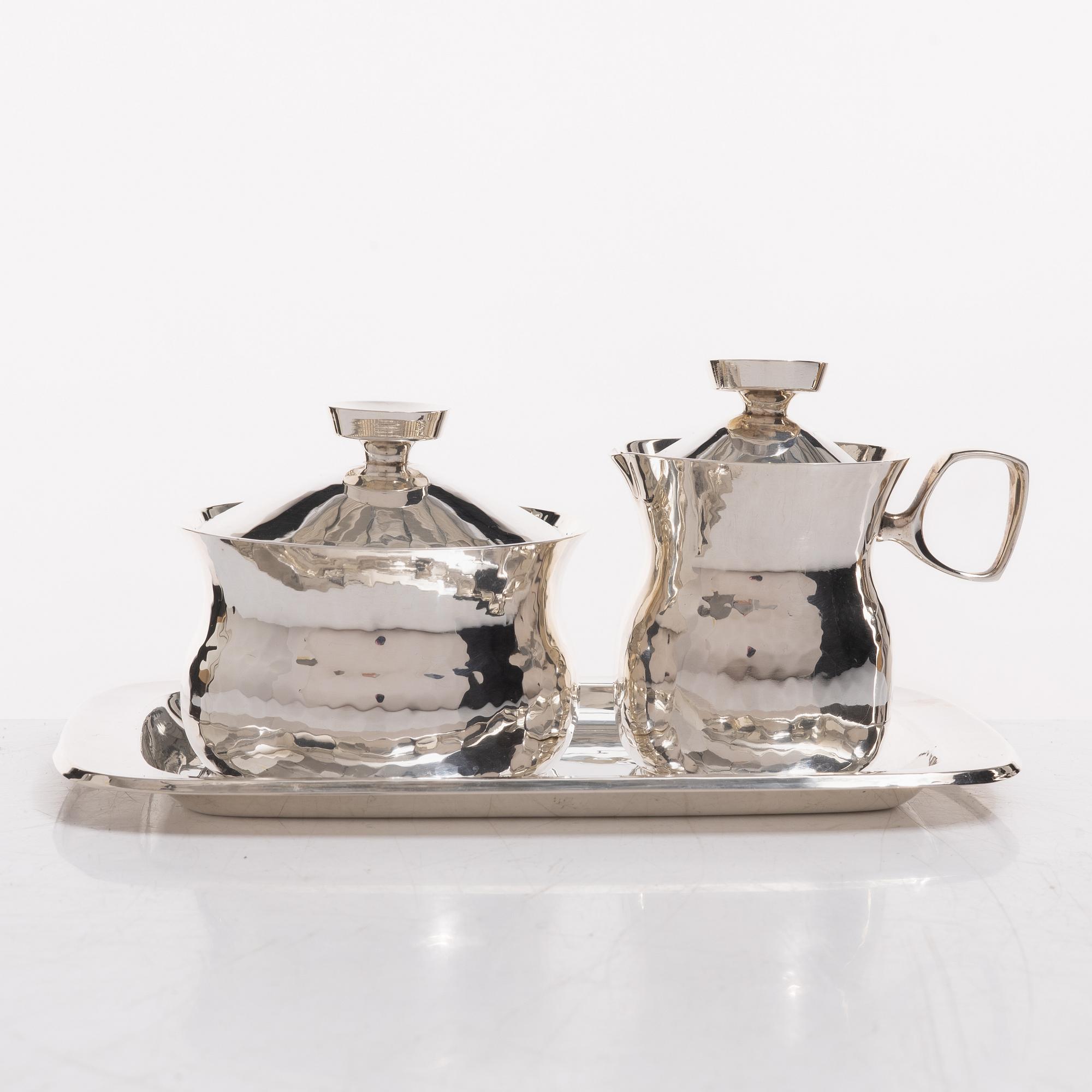 Markströms Guldsmeds Ab, A Swedish silver cream jug, sugar bowl and tray, Uppsala 1970.