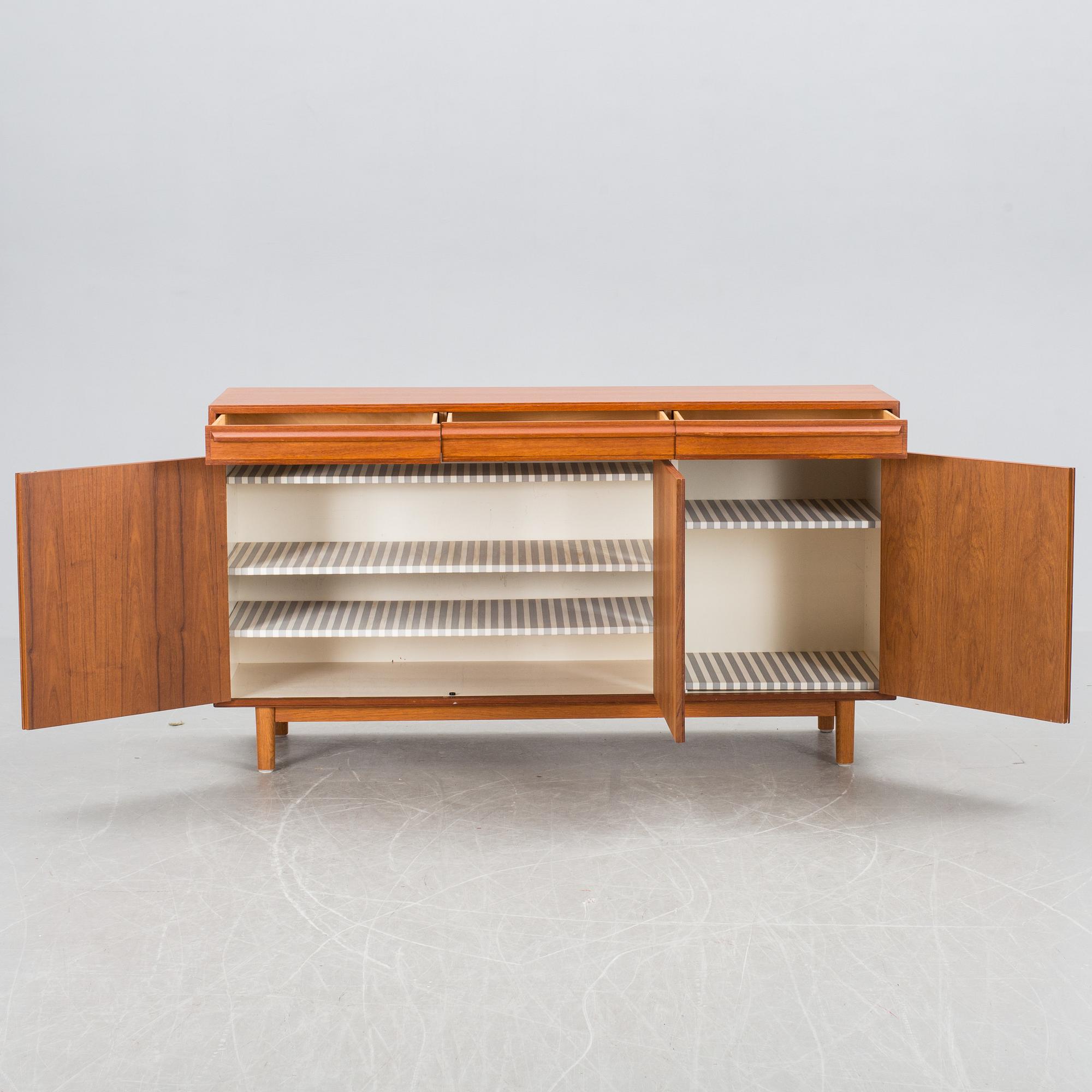 SIDEBOARD, Bertil Fridhagen, Bodafors 1962.