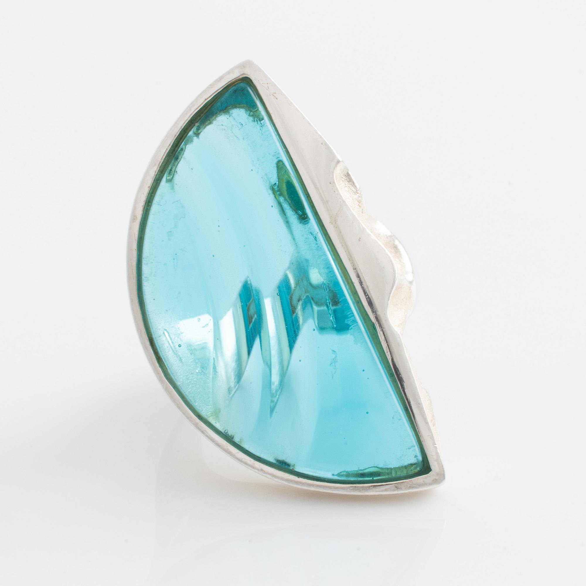 Lapponia ring silver med blått glas.