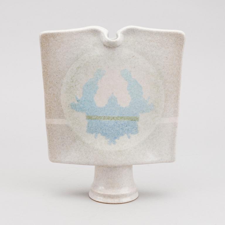 A HANS DE JONG STONEWARE VASE, stampsigned and dated -82.