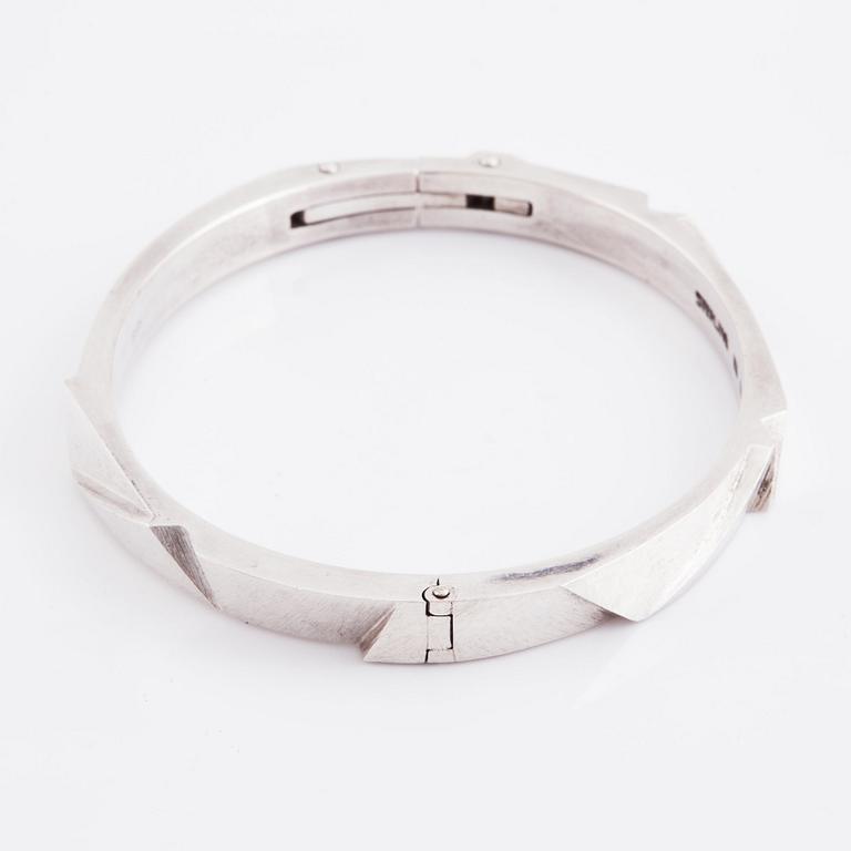 Rey Urban, armring sterlingsilver, Stockholm 1975.