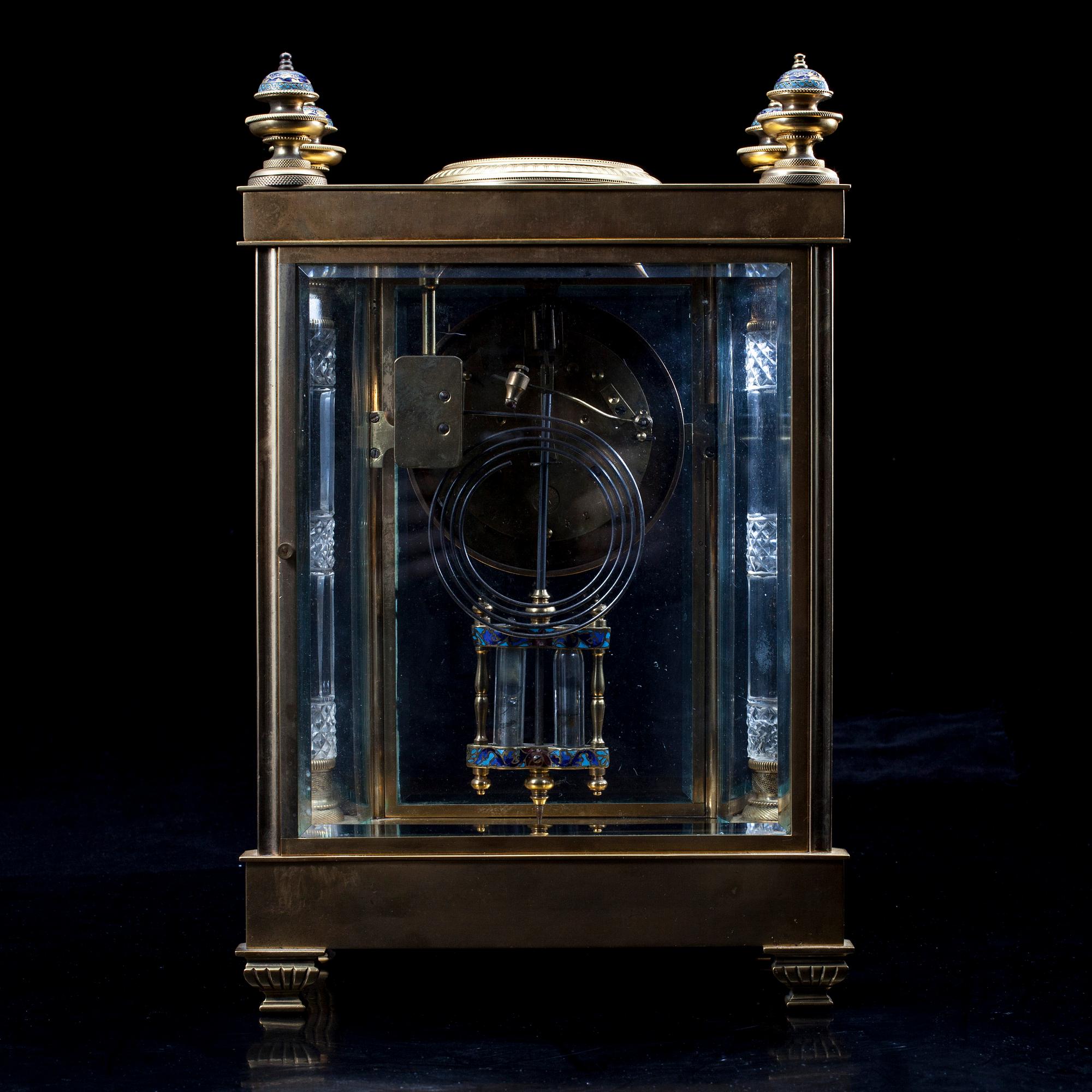 BORDSUR, Frankrike, 1800-talets slut, förgylld med cloissonné emaljdekor.