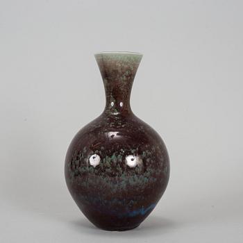 BERNDT FRIBERG, a stoneware vase, Gustavsberg studio, Sweden 1978.