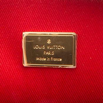 Louis Vuitton,
