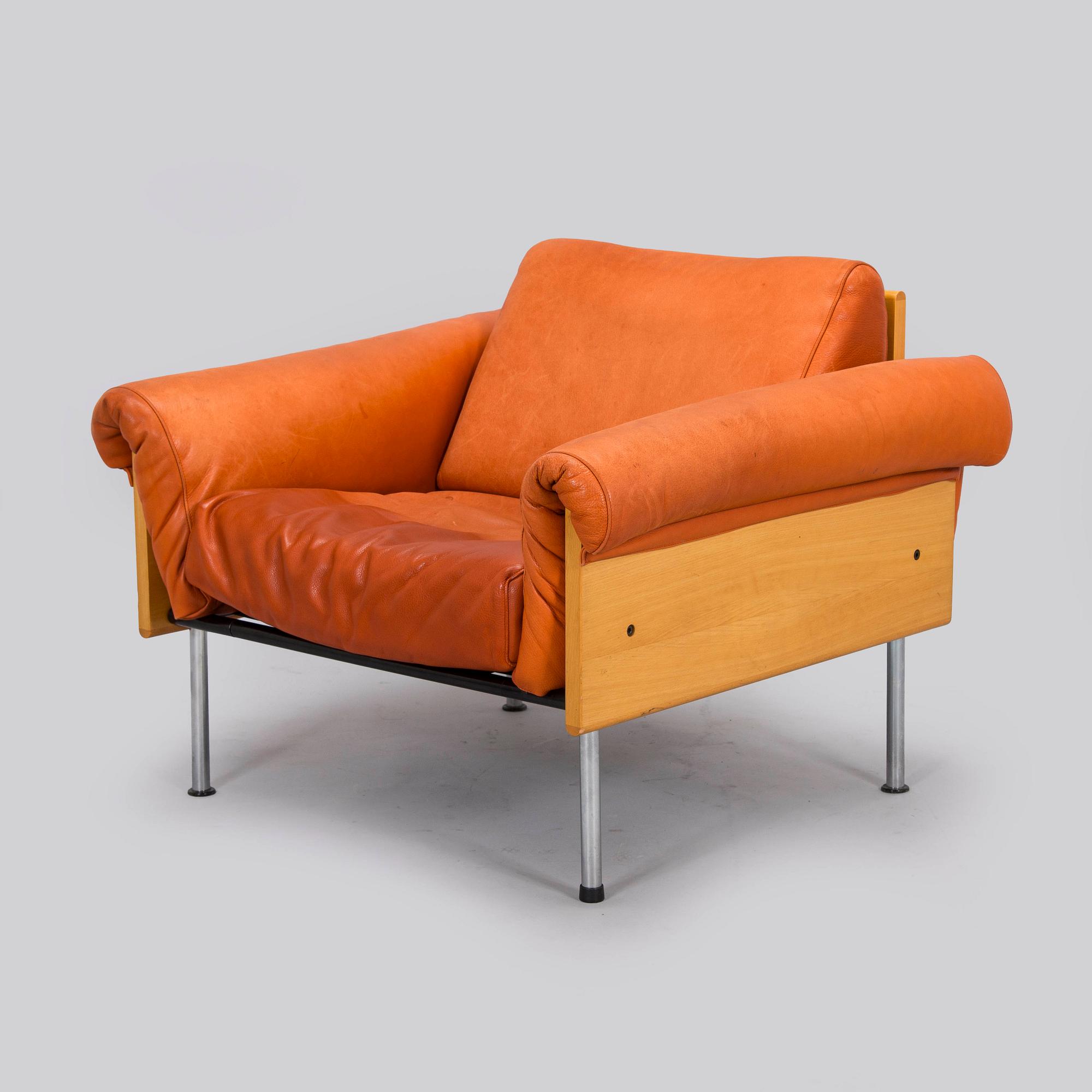 Yrjö Kukkapuro, sohva ja nojatuoli "Ateljee" tilaustyö, Haimi, 1970-luvun loppu.