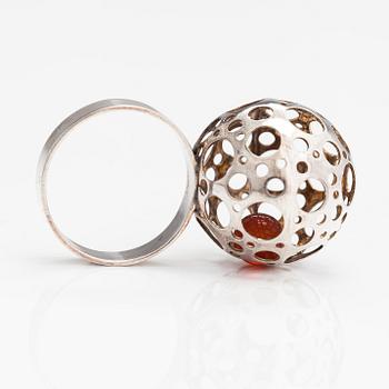 Liisa Vitali, A sterling silver ring "Leppäkerttu" with a chalcedony. Westerback, Helsinki 1973.