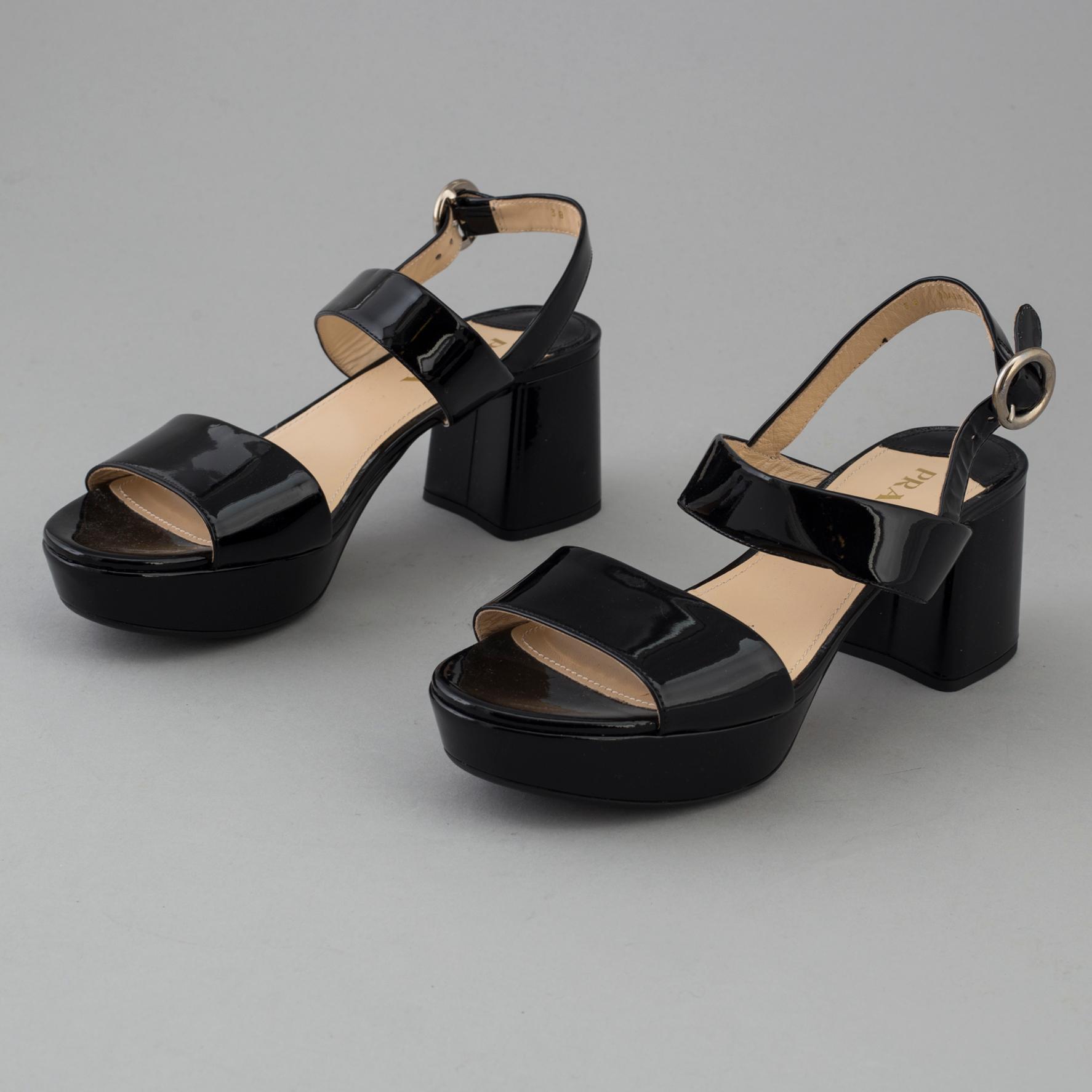 PRADA, sandaletter, storlek 38.