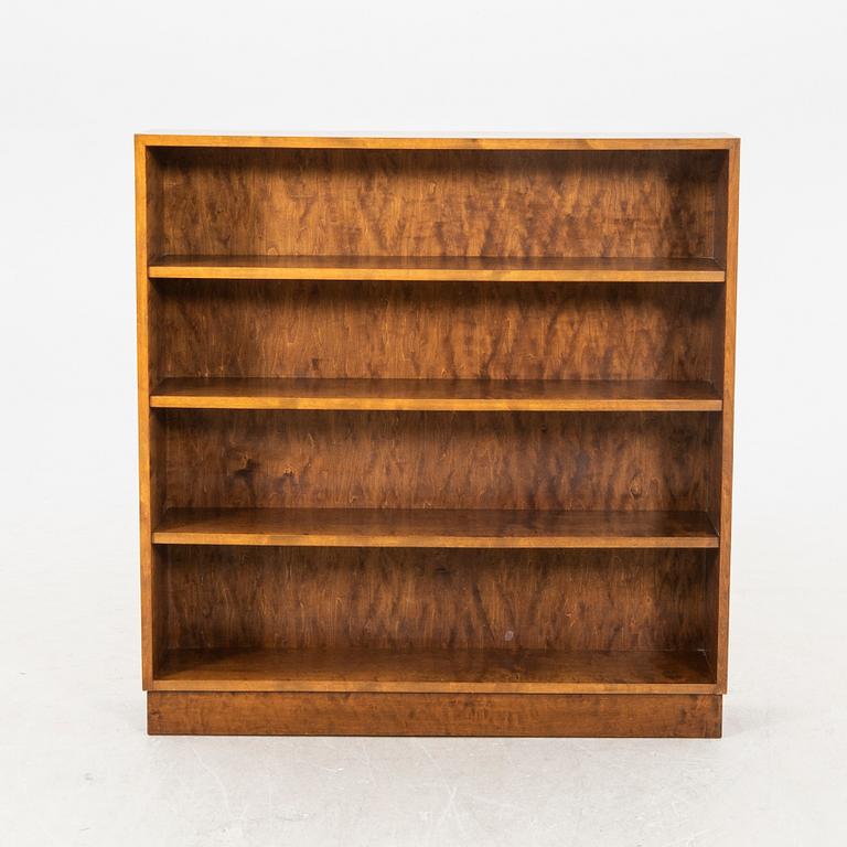 A 1930/40s birch book casae.