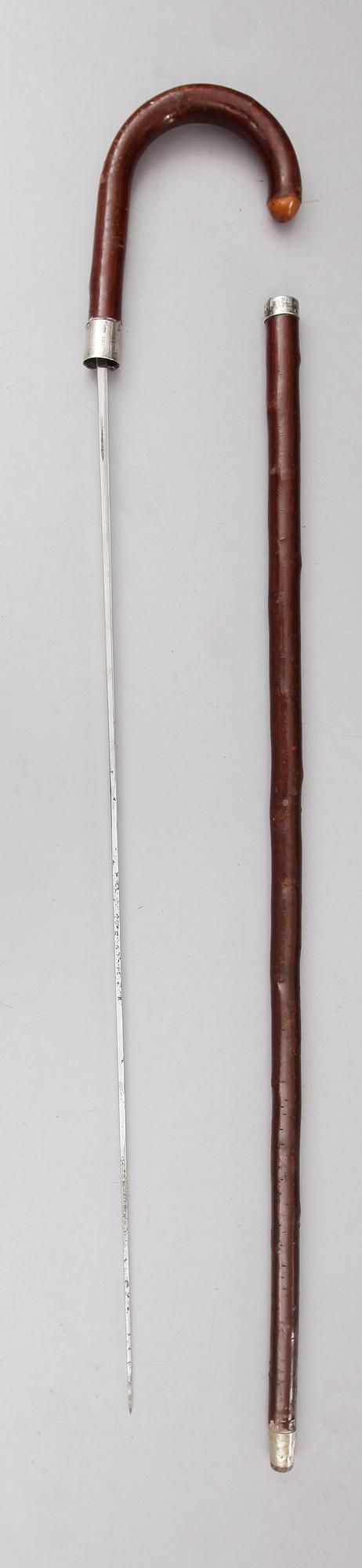 STICKERT, med silverbeslag, London 1910.
