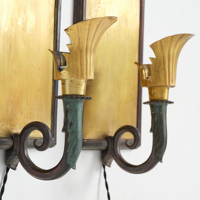 A pair of Swedish Grace wall lamps, 1920s-30s.