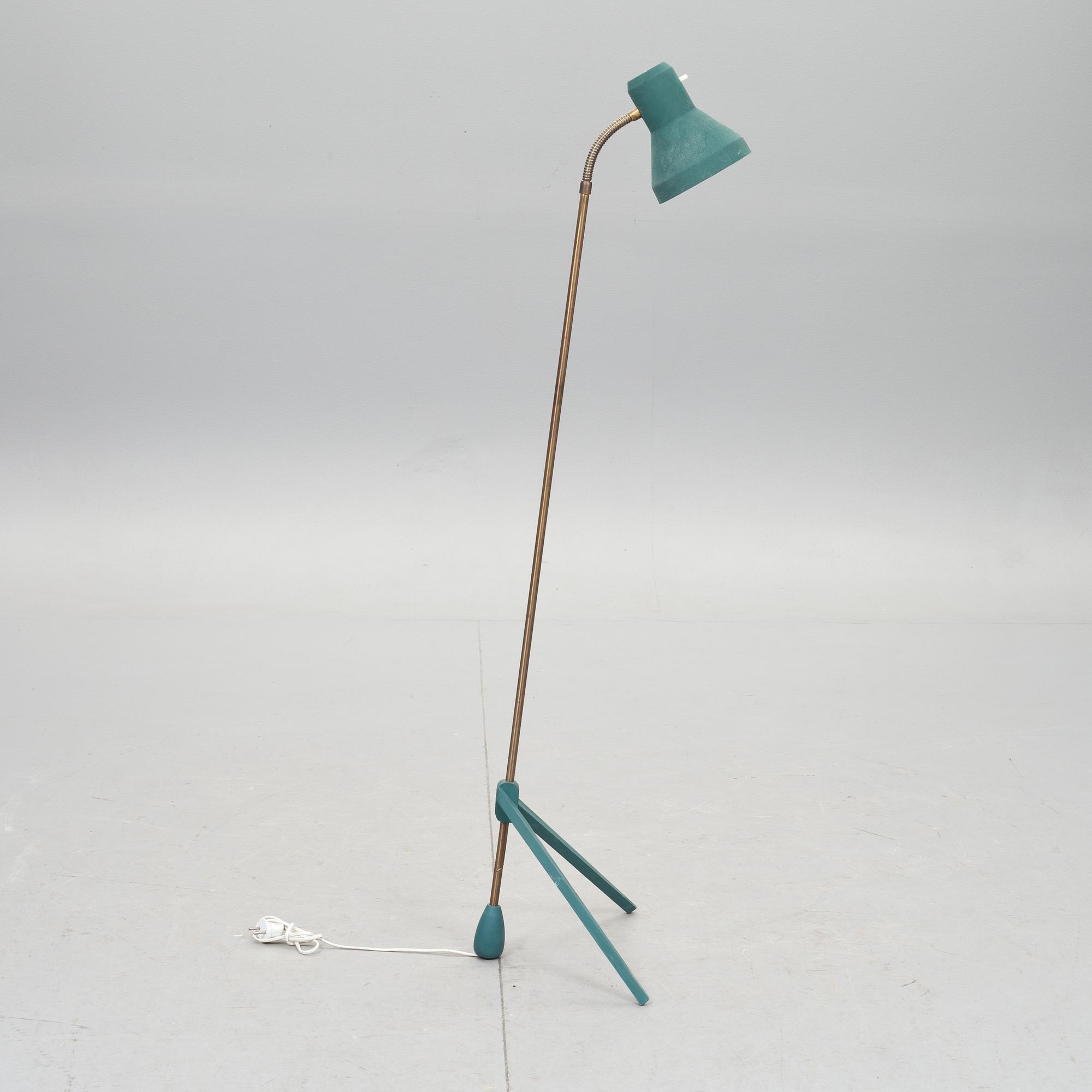 GOLVLAMPA, 1900-talets andra hälft.