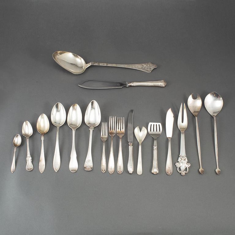 41 psc silver cutlery, some Wiwen Nilsson, Lund 1948-52.