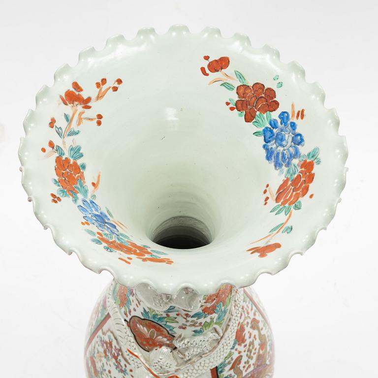 A large Japanese porcelain  vase, second half of the 20th century.