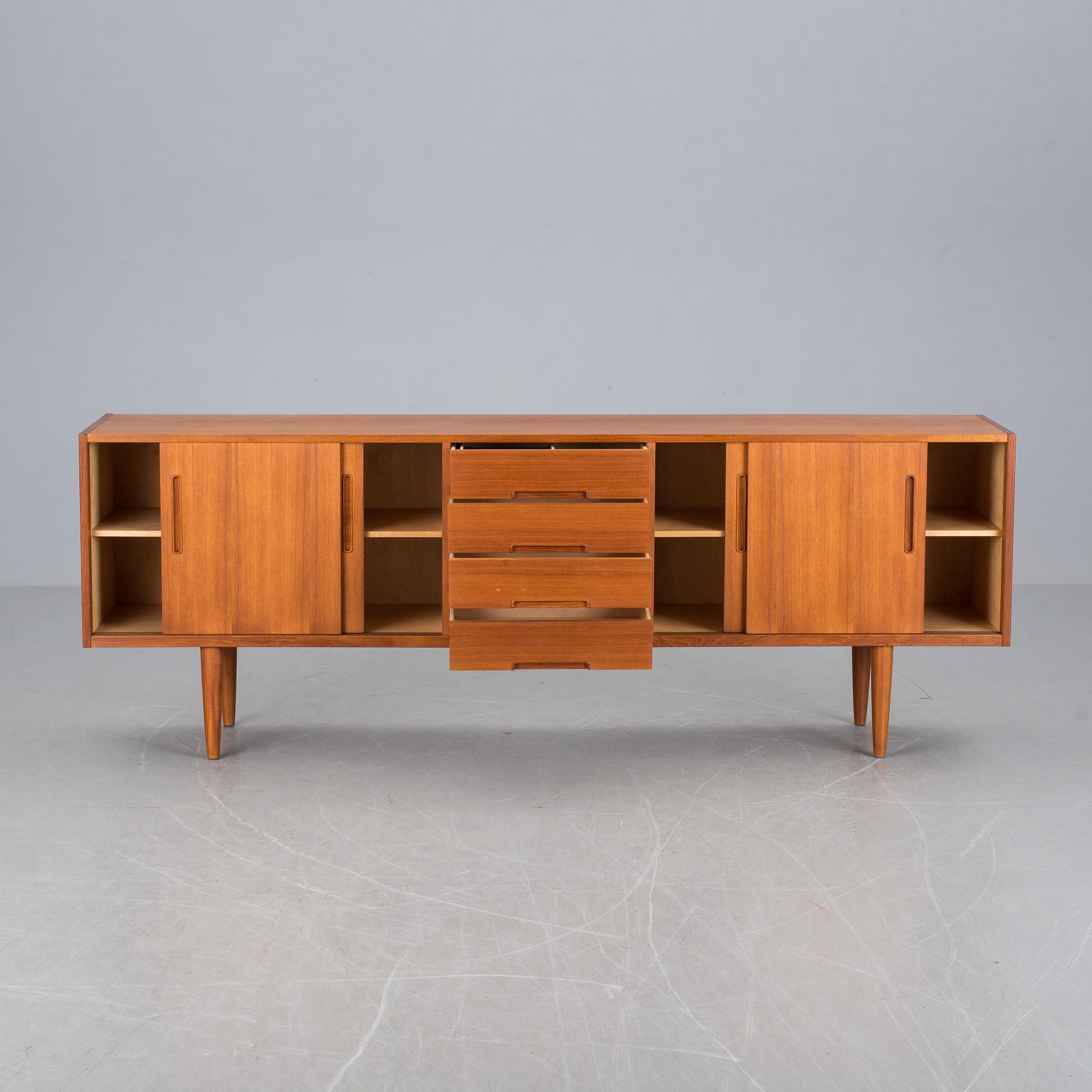SIDEBOARD, "Gigant", Nils Jonsson, Troeds, 1950/60-tal.