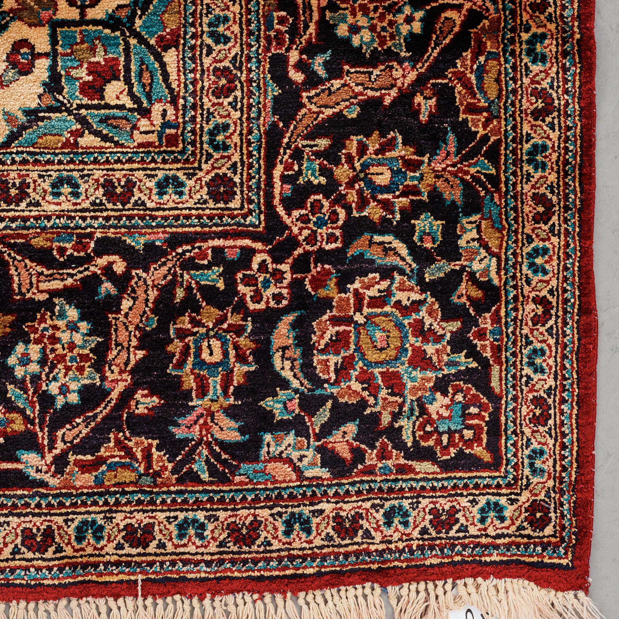 A rug, Old, silk Kashan, ca 224 x 138,5 cm.