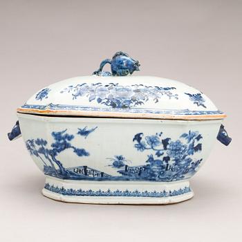 TERRIINI, posliinia, Qianlong (1736-1795), Kiina.