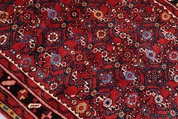 Gallerimatta, Hosseinabad, ca 438 x 94 cm.