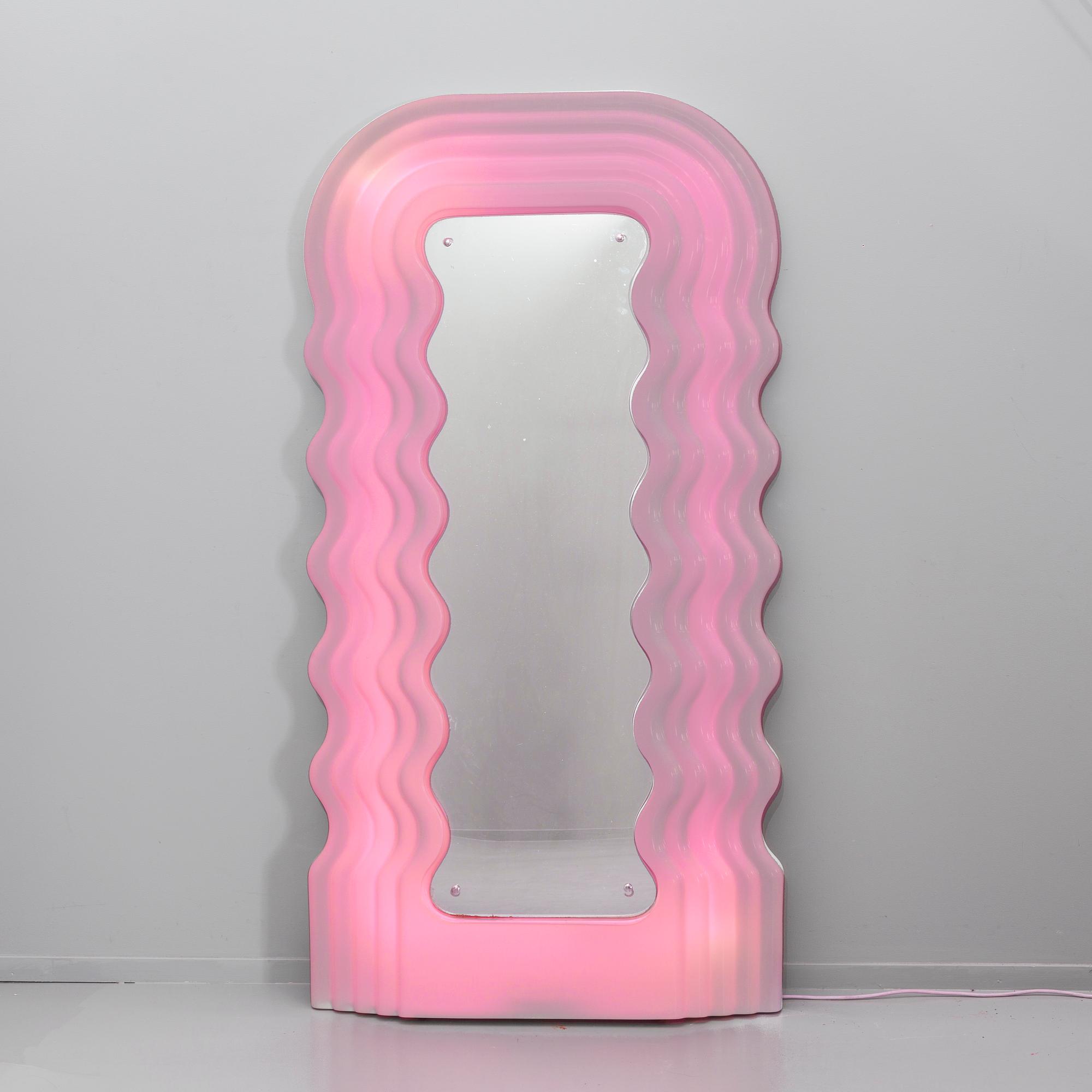 ETTORE SOTTSASS, spegel, "Ultrafragola", formgiven 1970.