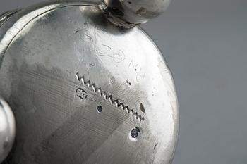 A BEAKER, silver. Marked DS probably Dominikus Saler Augsburg 16/1700 s. Height 11 cm, weight 190 g.