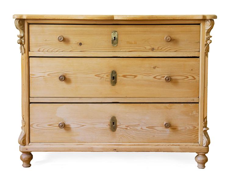 A PINE CHEST OF DRAWERS,