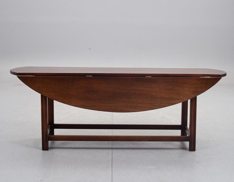 KLAFFBORD. Trol England.