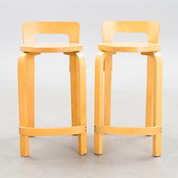 ALVAR AALTO, BAARIJAKKAROITA, 2 kpl, K65, Artek, 1900-luvun loppu. Malli muotoiltu 1935.