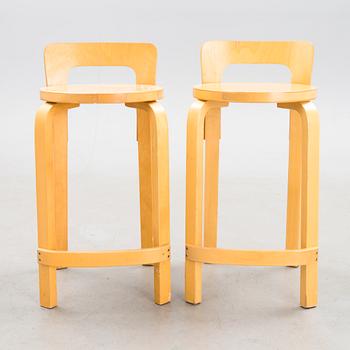 ALVAR AALTO, BARSTOLAR, 2 st, K65, Artek 1900-talets slut. Modellen formgiven 1935.