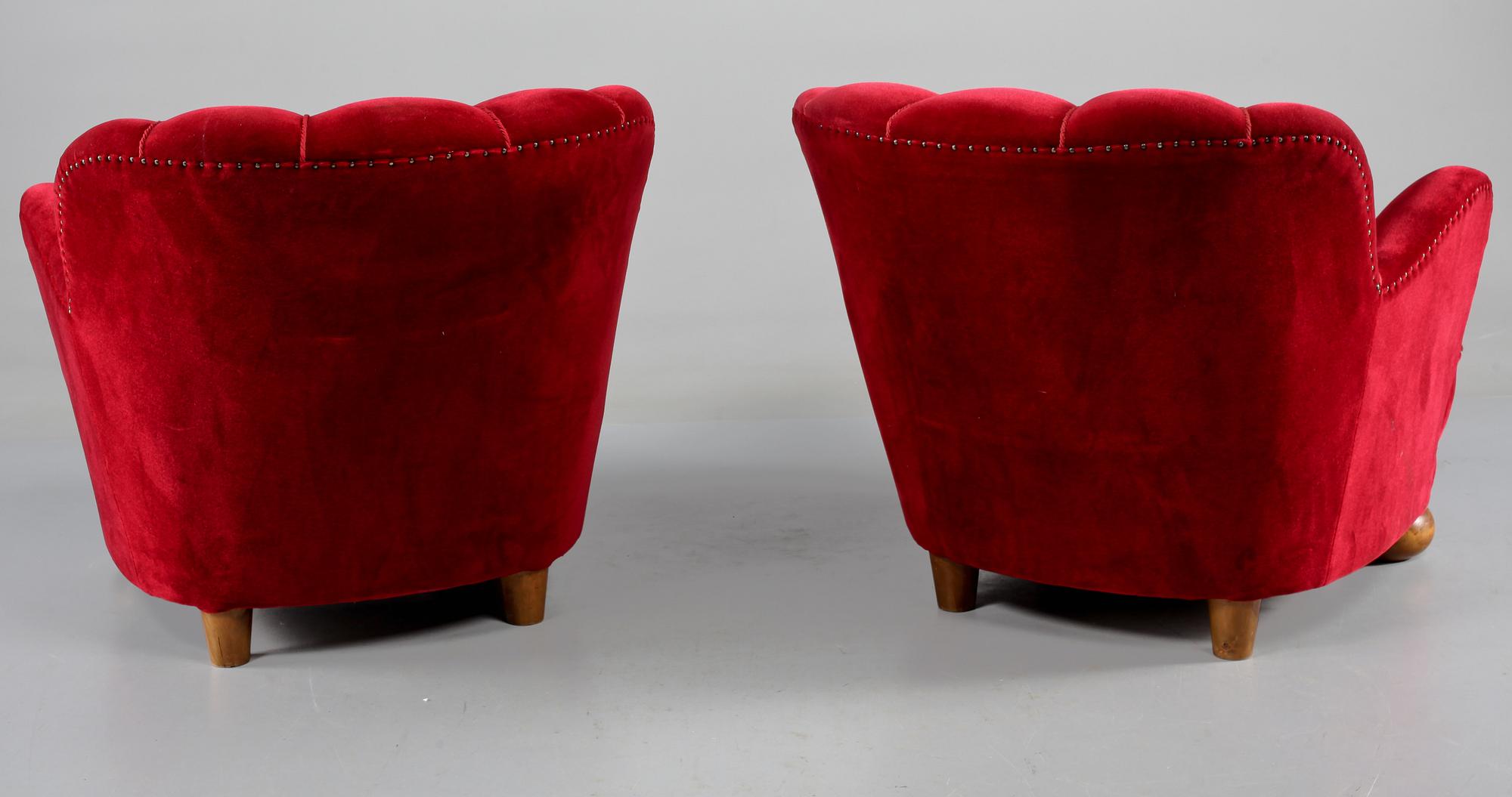 FÅTÖLJER, ett par, omkring 1900-talet mitt.