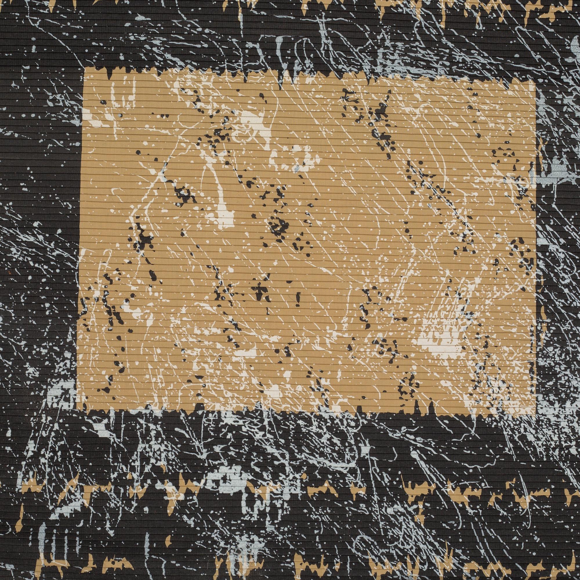 "Soft sand", plicerat tygtryck, ca 241 x 129 cm (samt 49-50 cm omvikt på baksidan).