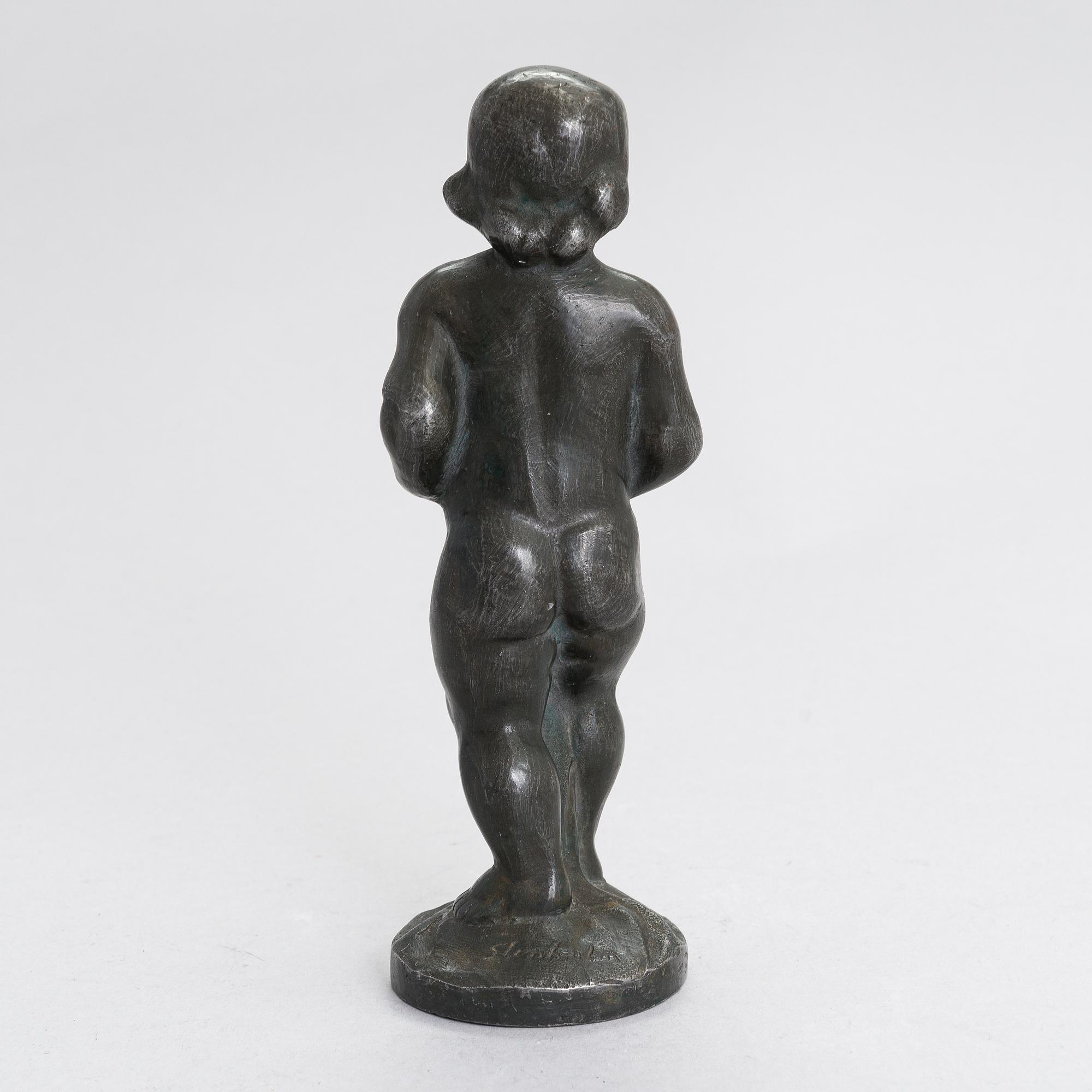 Hjalmar Stenholm, pronssiveistos, signeerattu.