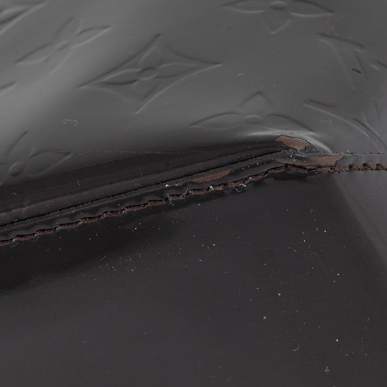 Louis Vuitton, a vernis patent leather 'Wilshire' bag.