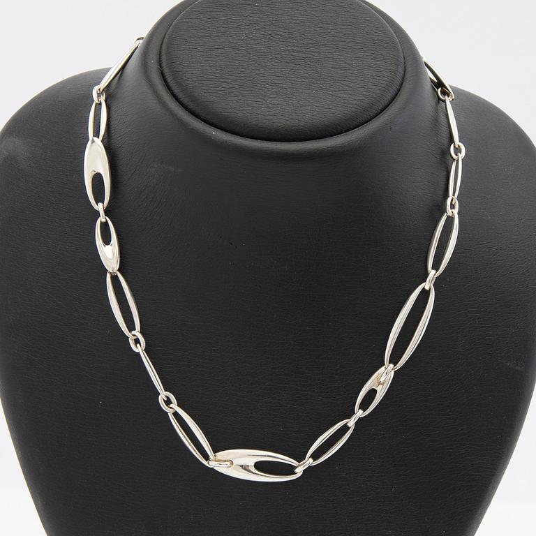 Regitze Overgaard, Necklace, silver, "Zephyr", for Georg Jensen, Denmark.