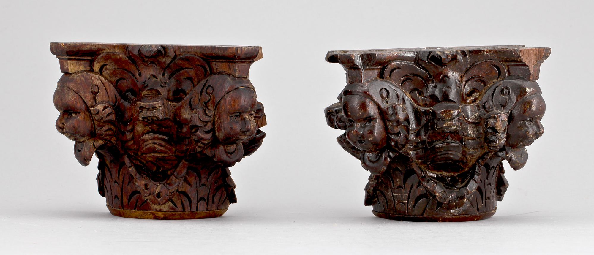 KAPITÄL, ett par, barock, 1600/1700-tal.