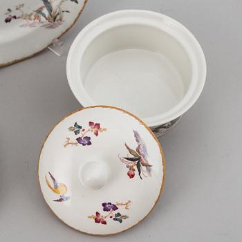 A part 'Devon Rose' dinner and coffee/teaservice, England, Wedgwood, designed 1971-1991 (68 pieces).