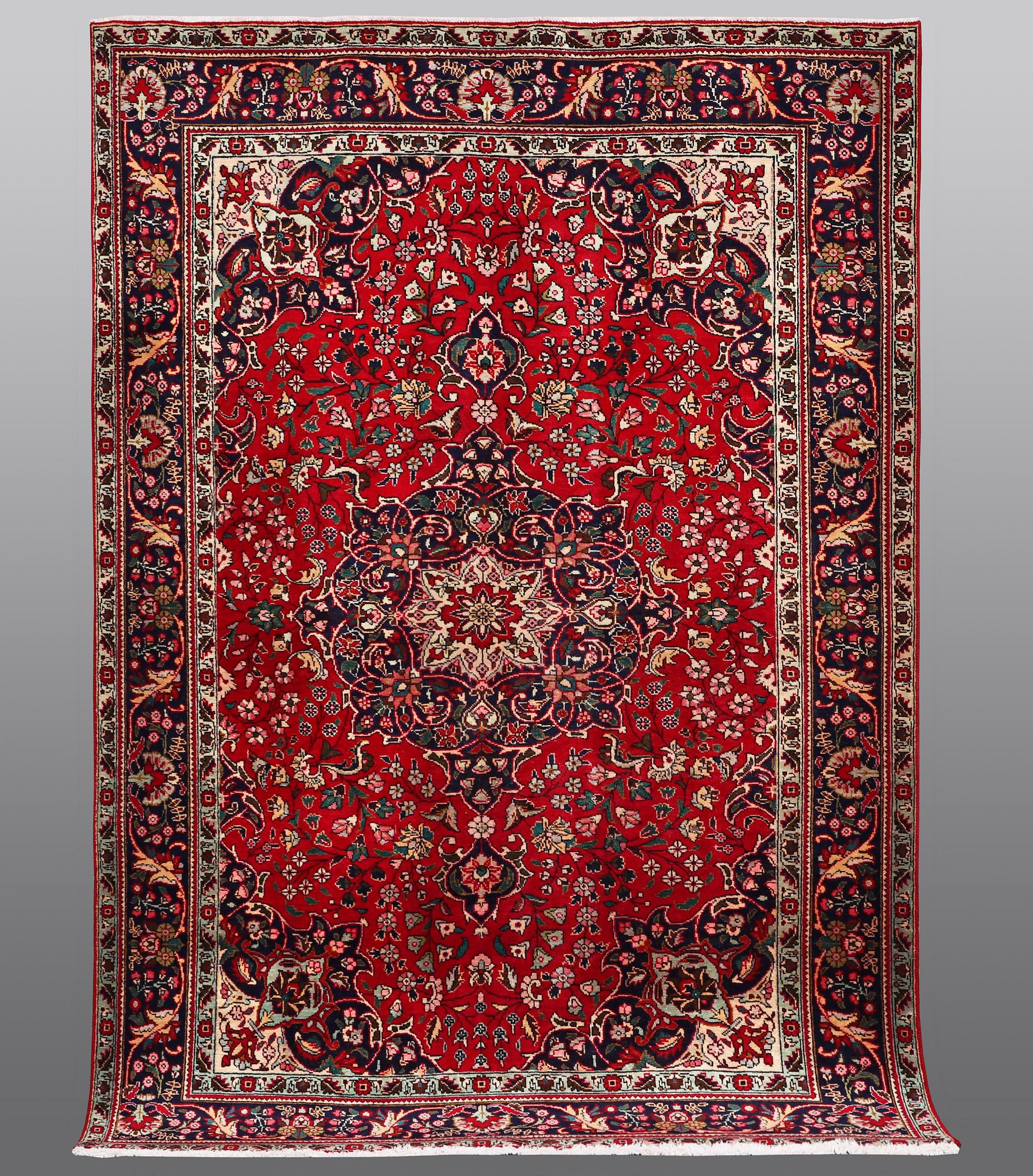 Matto Tabriz, ca                                300 x 206 cm.
