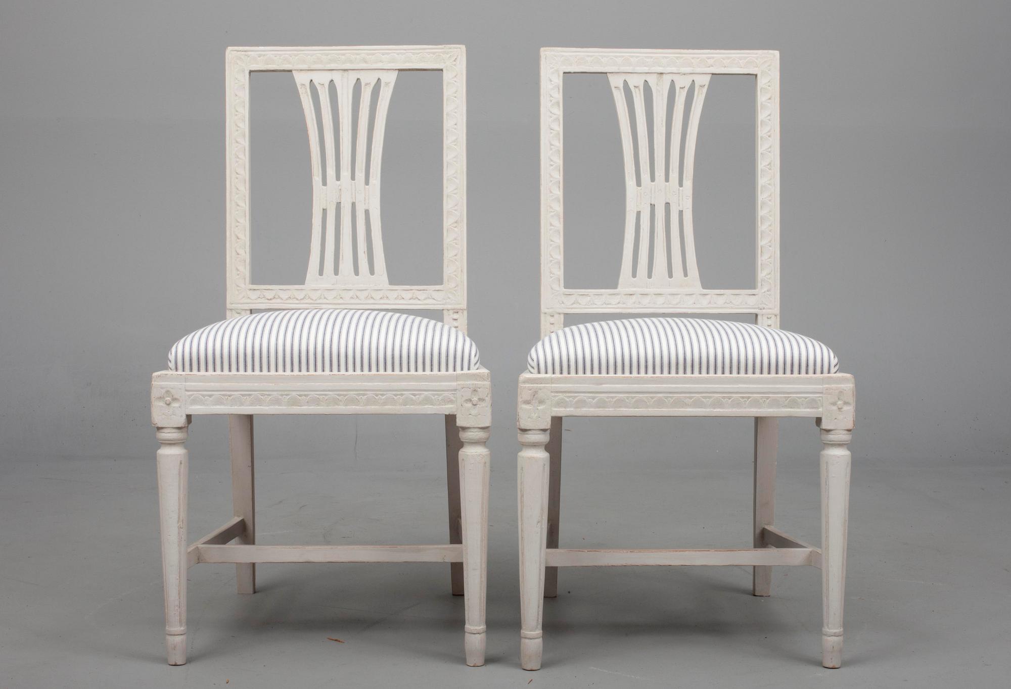 STOLAR, ett par, gustaviansk stil, 1800-tal.