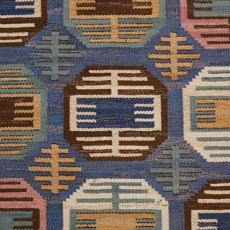 Märta Måås-Fjetterström, A CARPET, "Dukater", flat weave, ca 347,5 x 235 cm, signed AB MMF.