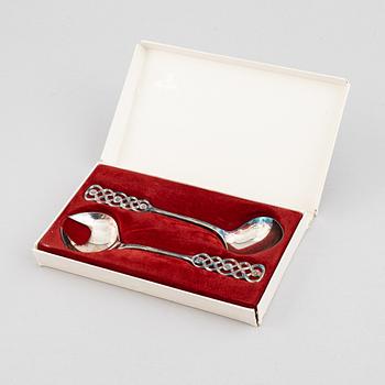A pair of silver salad servers, David Andersen, Norway, mid-20th century.