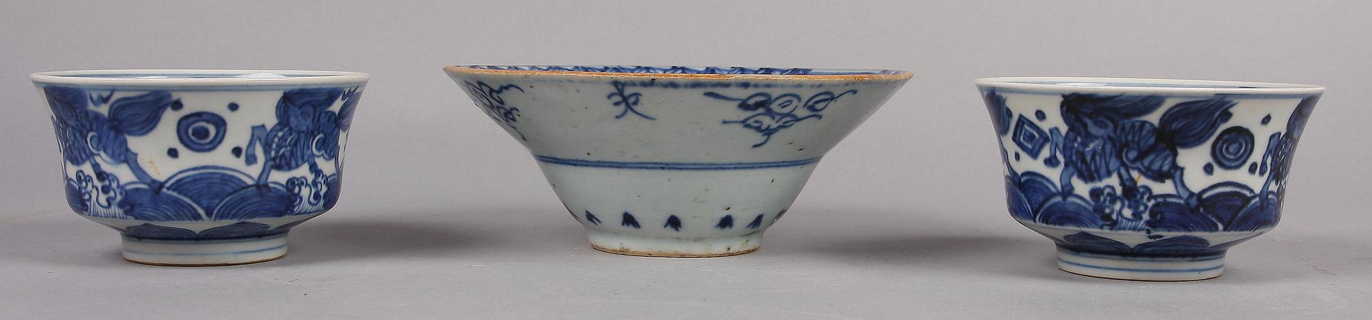 SKÅLAR 3 st. porslin, Kina, 1800-tal.