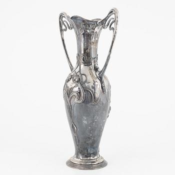 Praktvas, jugend, Württembergische Metallwarenfabrik, 1900-talets början.