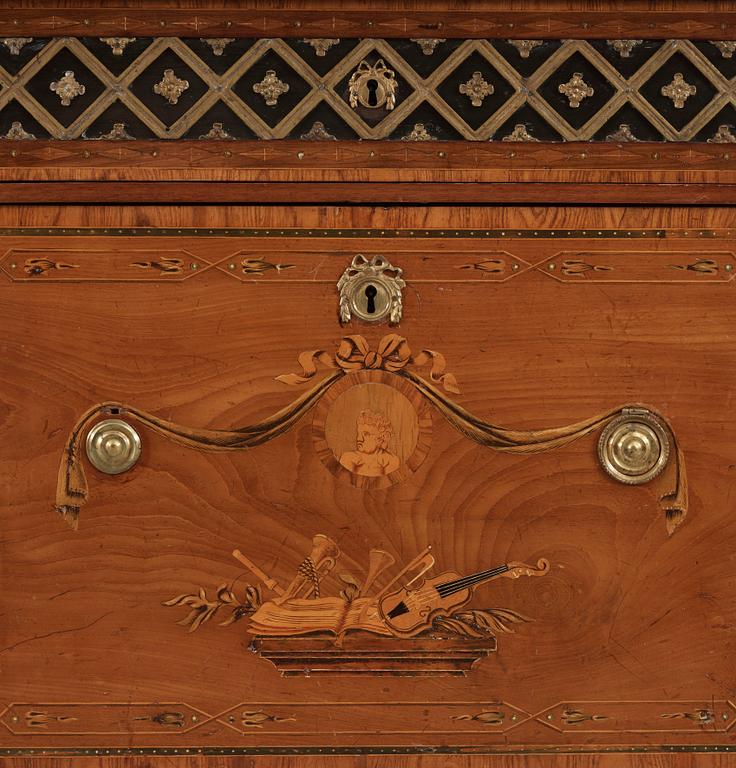 A Gustavian 18th century commode by N. P. Stenström, master 1781.