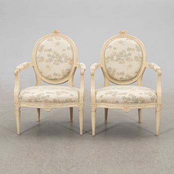 Armchairs, a pair, Gustavian style, 20th century.