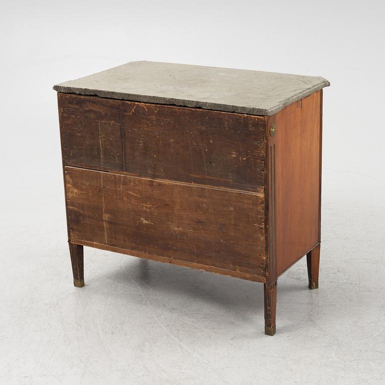 A late Gustaviasn mahogany veneered chest of drawers, end of the 18th Century.
