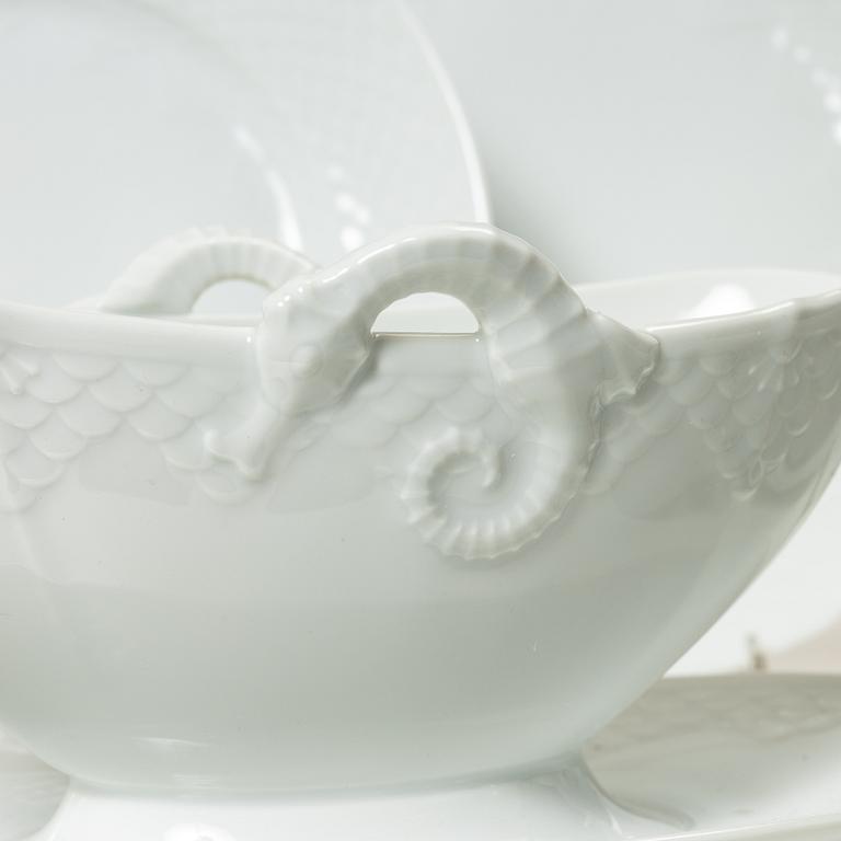 Bing & Grøndahl, mat- och kaffeservis, porslin, 69 delar, "Elegance", Danmark.