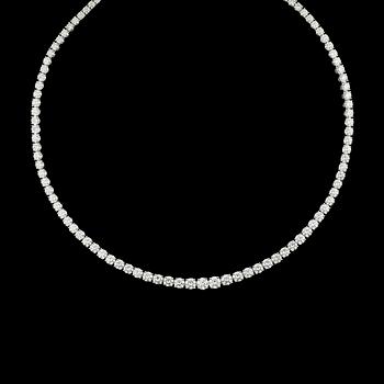 995. A brilliant cut diamond necklace, tot. 19.92 cts.