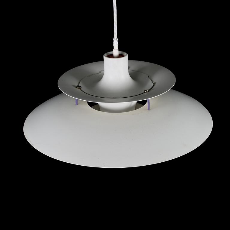 TAKLAMPA, PH-5, Poul Henningsen för Louis Poulsen, Danmark, 1900-talets andra hälft, höjd ca 27 cm.