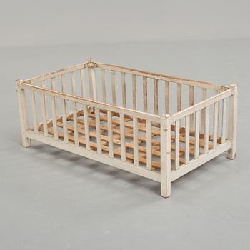 A textile baket from around the year 1900.