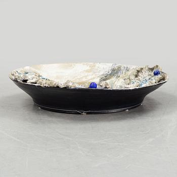 Carl Cunningham-Cole, a large stoneware bowl, signed.