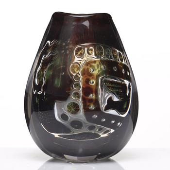 Edvin Öhrström, an "Ariel" glass vase, Orrefors 1957.