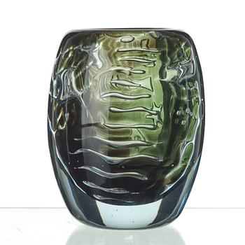 Edvin Öhrström, An Edvin Öhrström ariel glass vase, Orrefors, Sweden 1937.